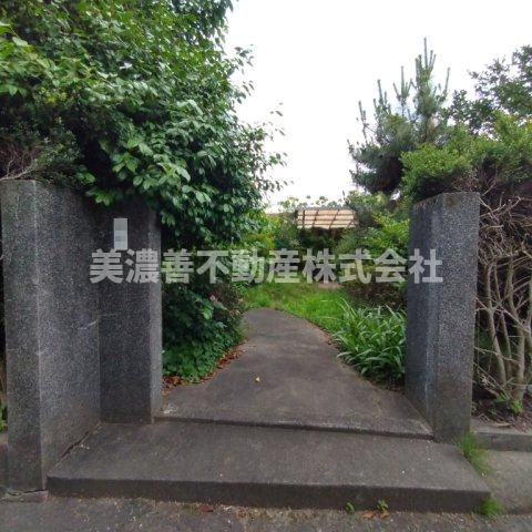 ６５１９１　岐阜市鷺山中古戸建の外観パース