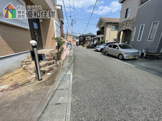 【前面道路含む現地写真】