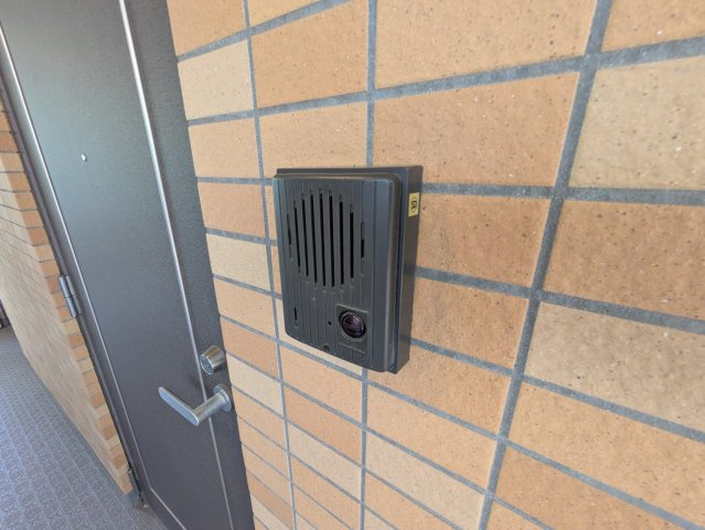 メゾン東陽日吉の玄関