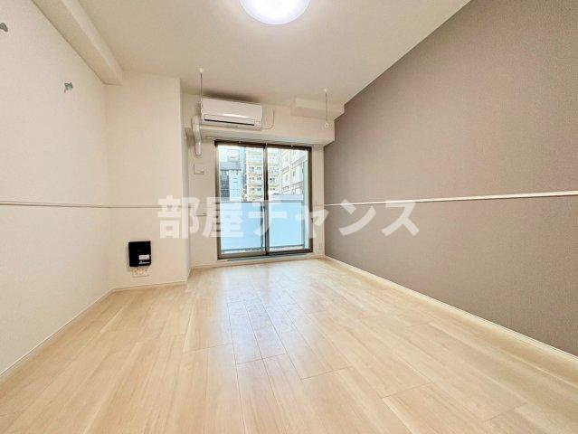 ホワイトメゾン新栄の居間・リビング