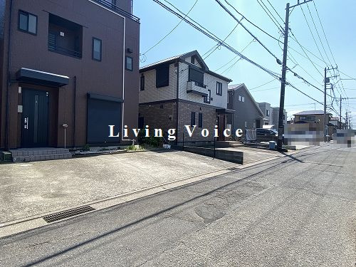 【前面道路含む現地写真】 | 【仲介手数料０円】平塚市長持　中古一戸建て | 平塚市長持　中古一戸建て