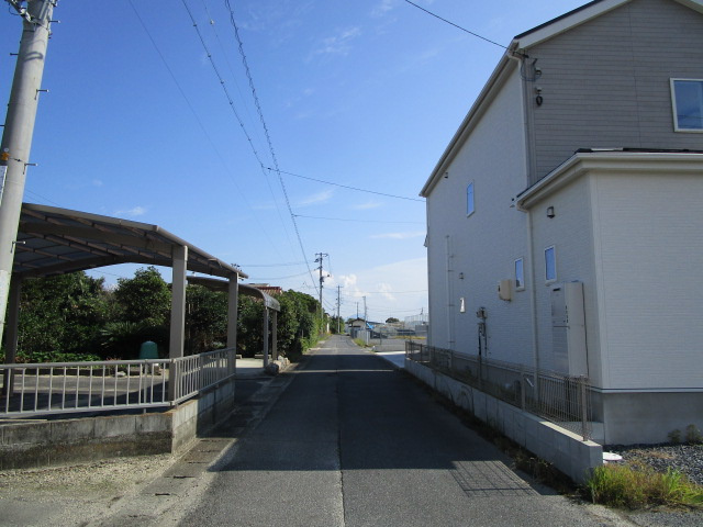 旭町の前面道路含む現地写真