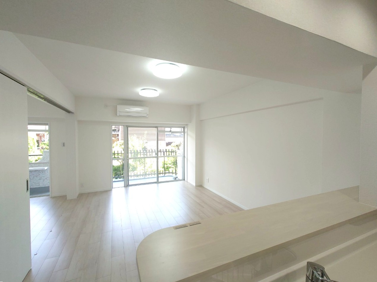 ◆令和７年６月室内リフォーム完了◆京阪「清水五条」駅徒歩１２分◆シャトー清水の居間・リビング|リビング