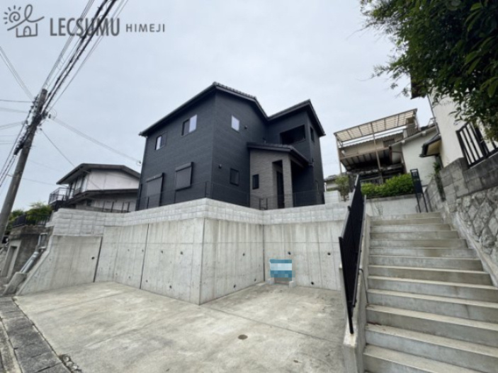 揖保郡太子町東出/中古戸建の駐車場