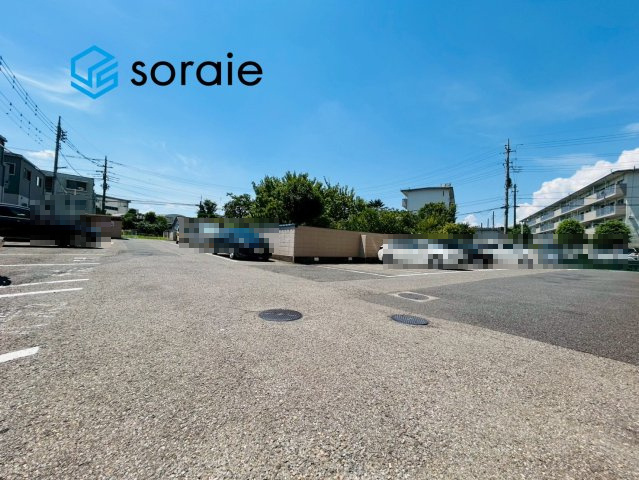 川越フラワーホームの駐車場