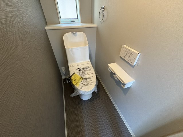 明石市大久保町大窪新築戸建のトイレ