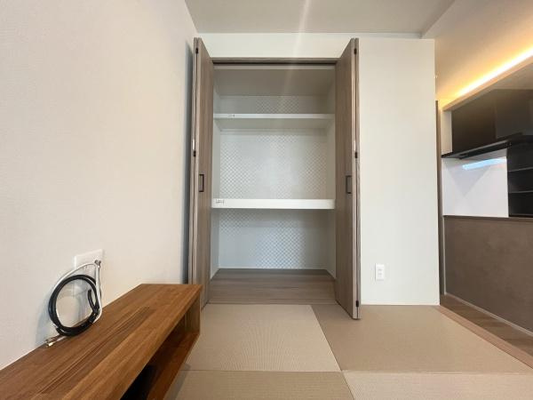 寒田南町二丁目　中古の収納|収納スペースが充実しており、使いやすさと整理整頓がしやすく、毎日の生活がスッキリと快適に♪広々とした空間を無駄なく使い、より豊かな暮らしを実現できます。