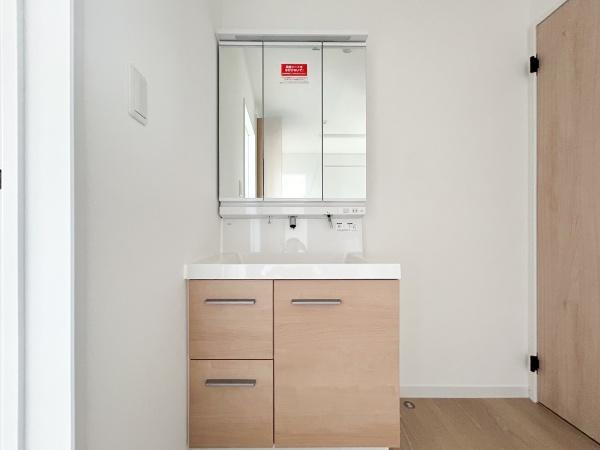 SR久原中央1号の独立洗面台