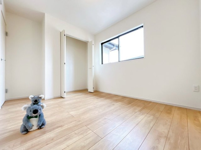 【洋室】 | 高崎市下之城町　新築住宅 | 「どんな家具を置こうかな」とワクワクする。好みのこだわりのお部屋にしてじぶんだけの部屋でゆったりと寛げます。