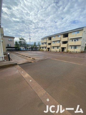 グランリーオ Ⅱの駐車場