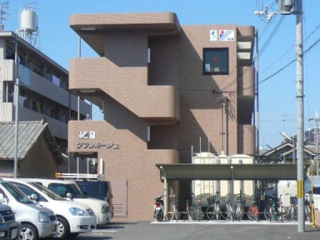 【外観】 | グランルージュ