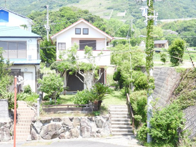 【庭】 | 淡路市尾崎659-12  一戸建