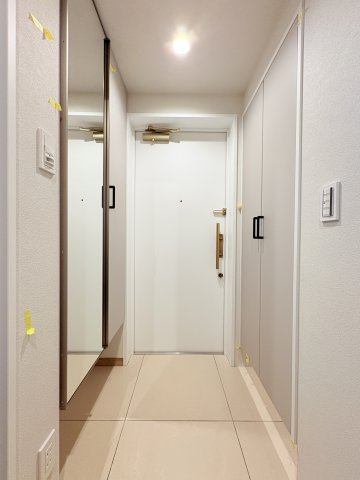 【玄関】 | ジェイパーク上野アクシス