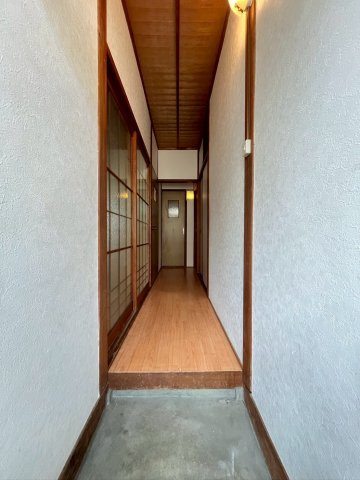 垂水区テラスハウスの玄関