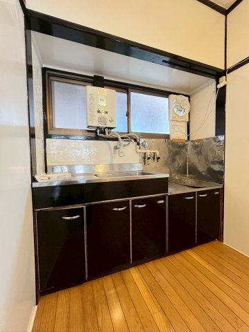 垂水区テラスハウスのキッチン