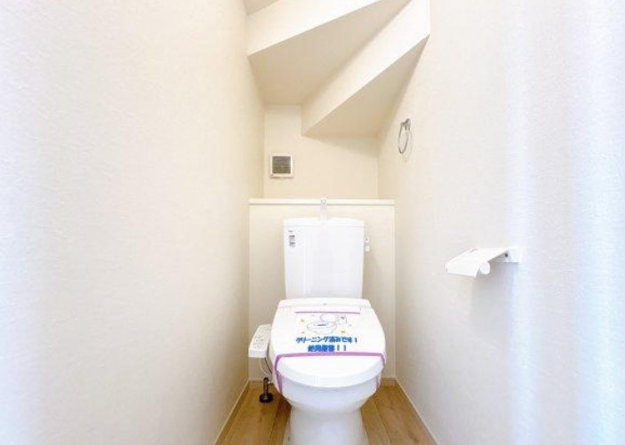 【新築】坂戸市西坂戸２期 全１棟のトイレ|シンプルなトイレスペースです！