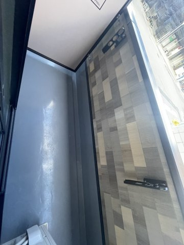 BASE青木のバルコニー|落ち着いた時間を過ごせるバルコニーです