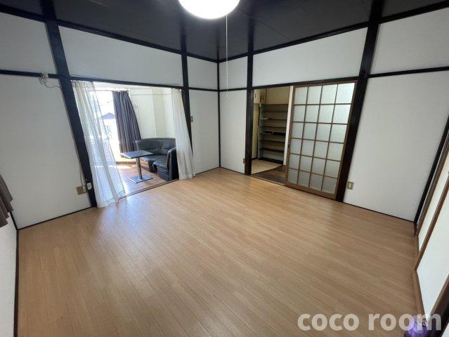 正樹ビルの居間・リビング