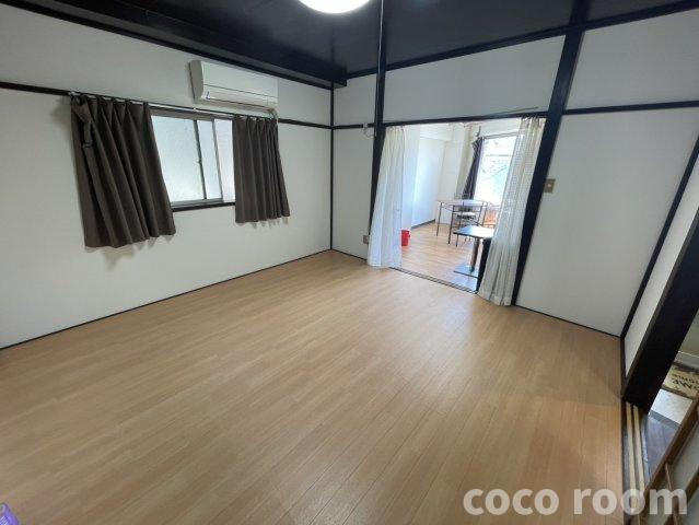 正樹ビルの居間・リビング