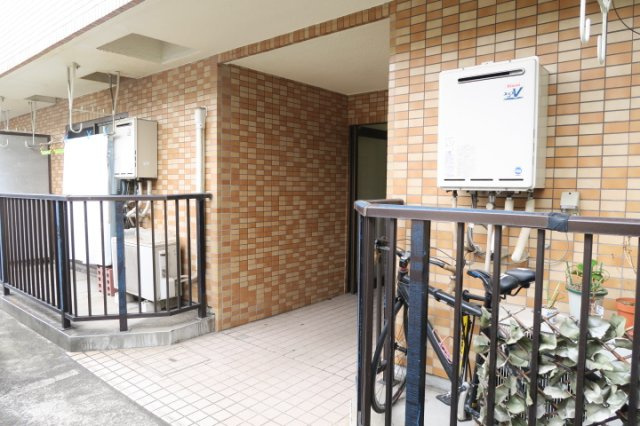 山一青木ステーツのエントランス