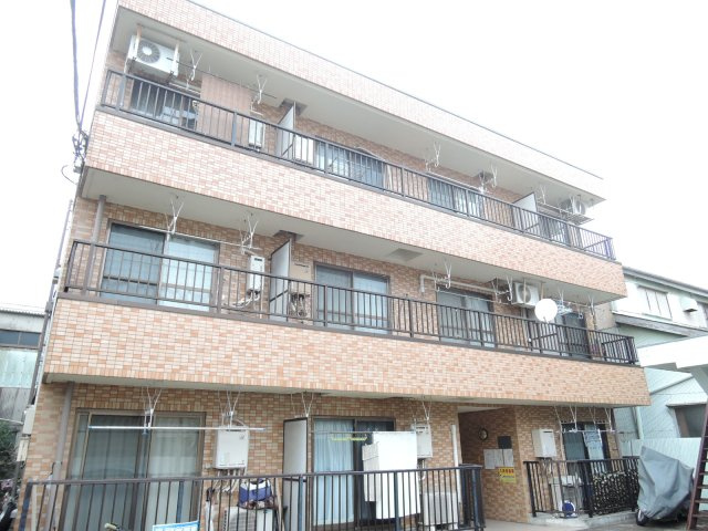 山一青木ステーツの外観