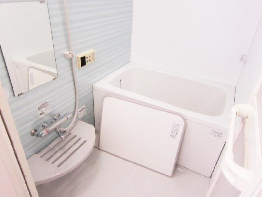 山一青木ステーツの浴室