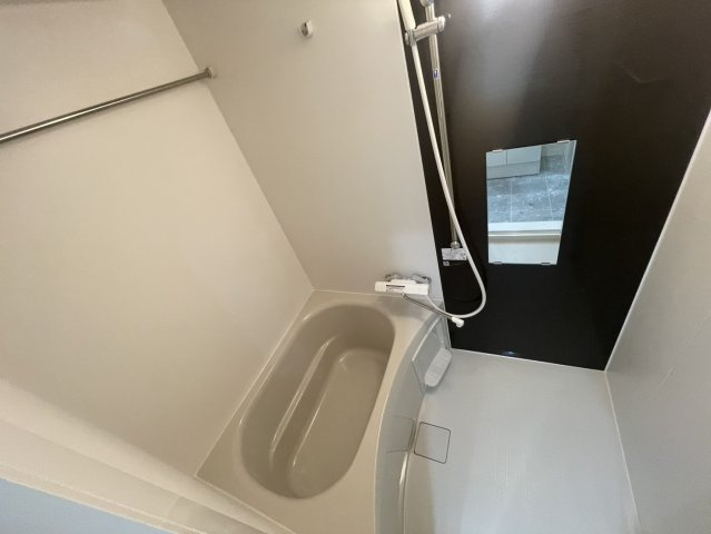 BASE青木の設備|きれいな玄関です