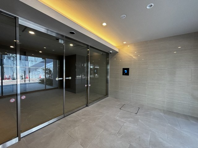 アーバンパーク川口幸町のエントランス