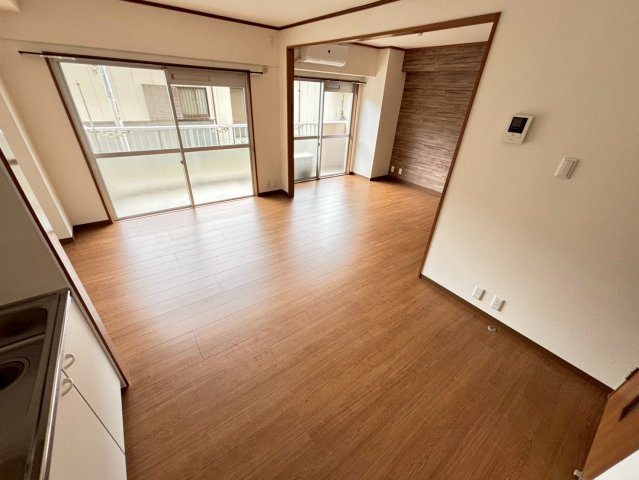 【居間・リビング】