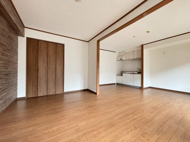 【居間・リビング】