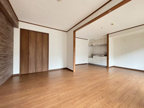 【居間・リビング】