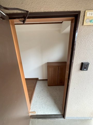 【玄関】