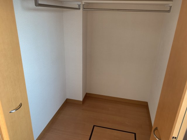 ロイヤルメゾン大橋Ⅰの収納