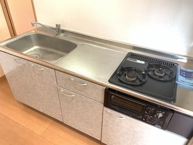 ロイヤルメゾン大橋Ⅰのキッチン