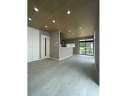 安佐北区大林４丁目の居間・リビング