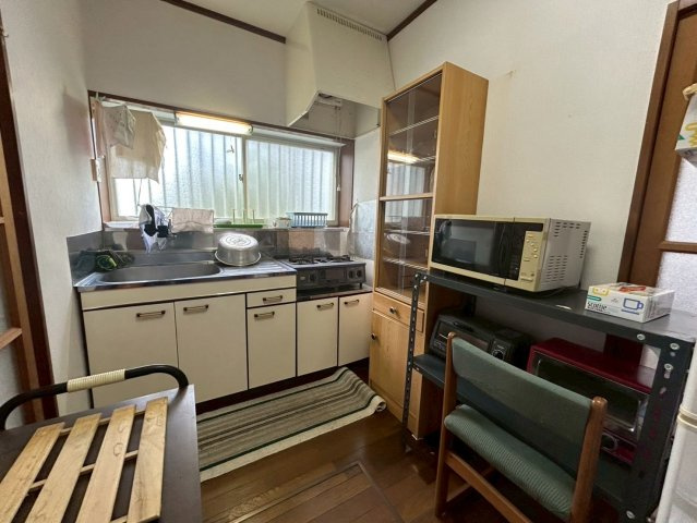 鉾田市上幡木　中古戸建のキッチン