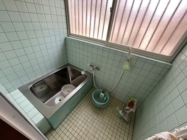 鉾田市上幡木　中古戸建の浴室