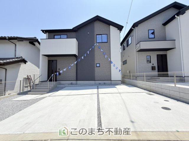 リガーレ宇都宮市東峰町2期の駐車場|2台並列駐車が可能です。
