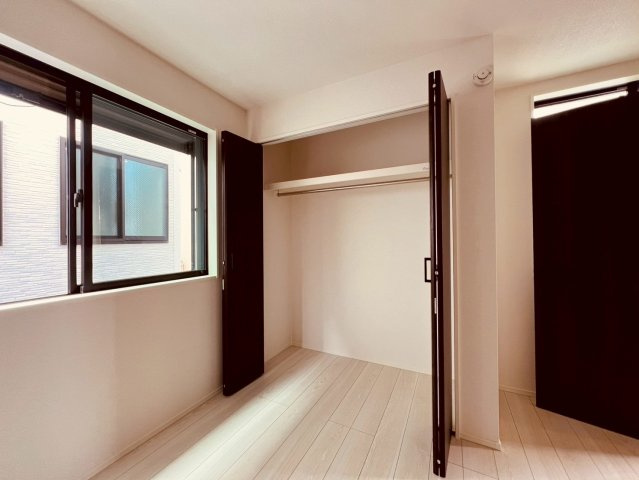 【収納】 | 練馬区石神井町６丁目　新築戸建て　２号棟 | 使いやすい収納設計で、毎日の整理整頓がスムーズに