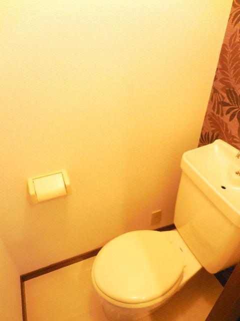 マキシム中央町【キャッシュバック対象物件】のトイレ|トイレもきれいです