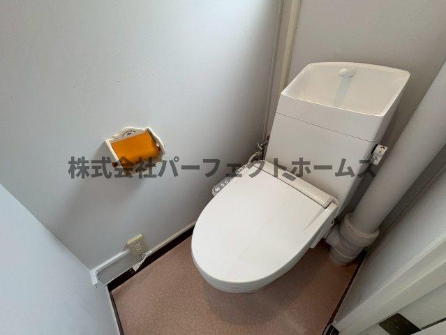 中宮第四住宅69号棟のトイレ|ゆったりとした空間のトイレです