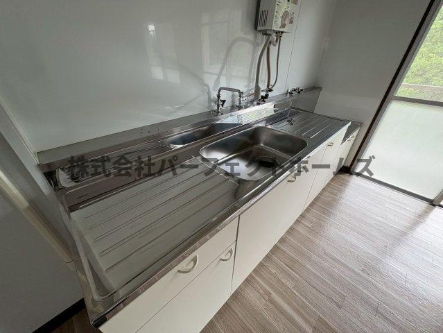 中宮第四住宅69号棟のキッチン|キッチンでお料理をお楽しみください