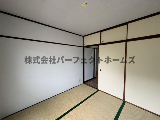 中宮第四住宅69号棟の和室|落ち着いた雰囲気の和室付きです