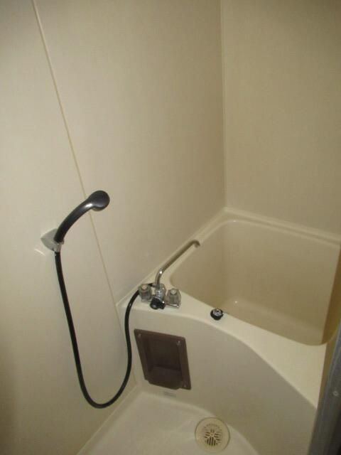 メゾン薗田の浴室