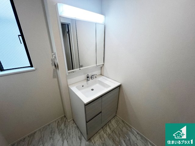 八尾市長池町　新築一戸建てのその他|ハンドシャワー付き！洗顔もシャンプーもラクラク！