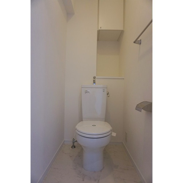 ラクレイス西新のトイレ