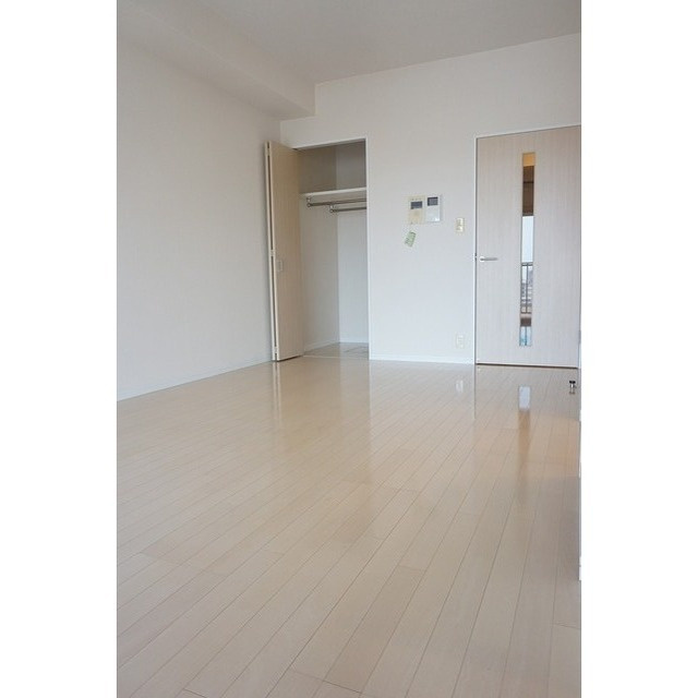 ラクレイス西新の居間・リビング