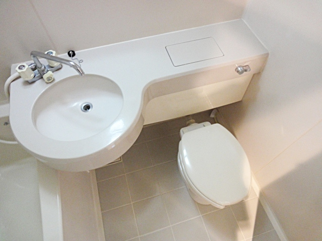 バイオレットキャッスルイン宝塚のトイレ|シンプルで使いやすいトイレです