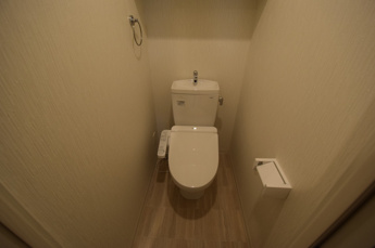 【トイレ】 | ※同ハウスメーカー施工の類似物件参考写真です