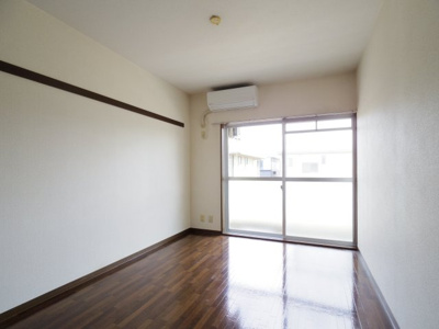 【寝室】 | ソシア藤沢 | 【反転タイプ参考写真】